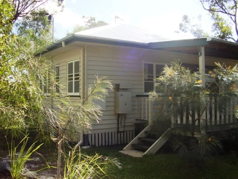 33 Ark Royal Drive, Cooloola Cove QLD 4580