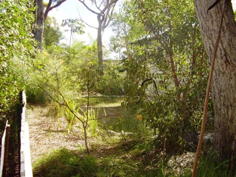 33 Ark Royal Drive, Cooloola Cove QLD 4580