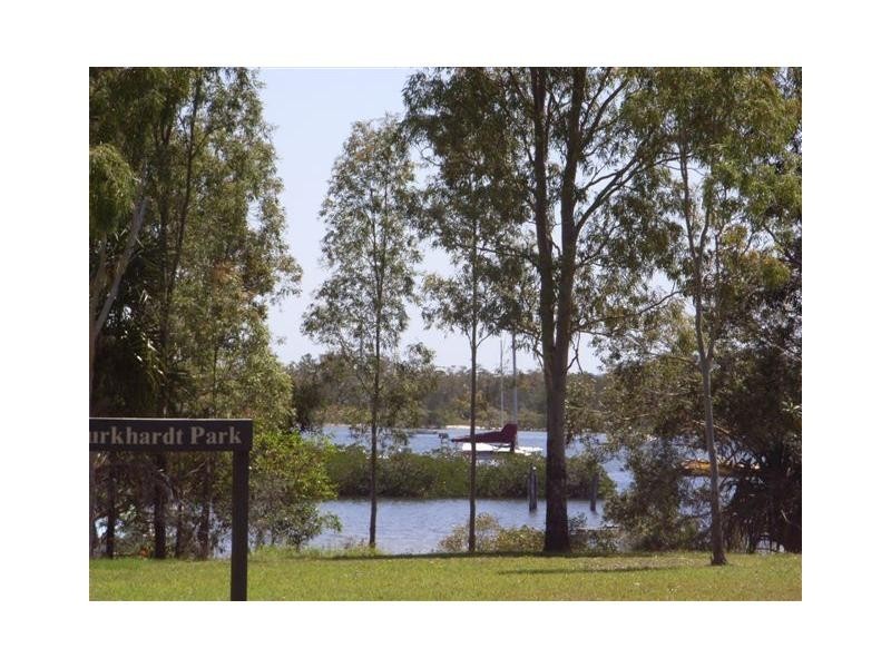20 Oyster Parade, Tin Can Bay QLD 4580