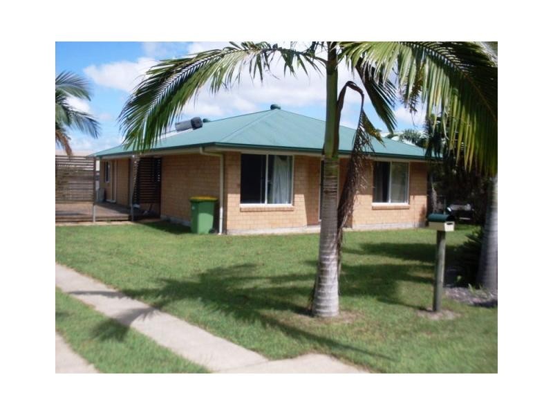 187 Gympie Road, Tin Can Bay QLD 4580