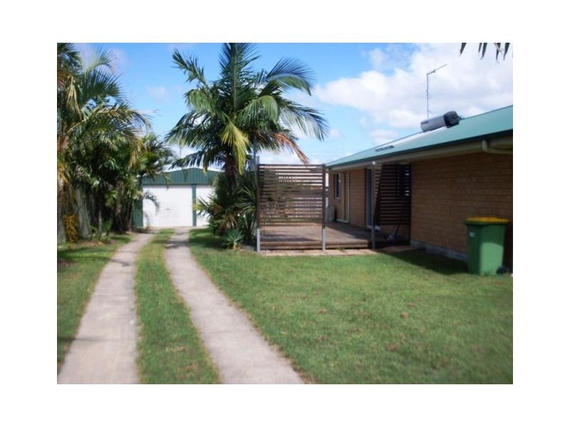 187 Gympie Road, Tin Can Bay QLD 4580
