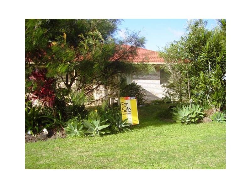 13 Cutty Sark Drive, Cooloola Cove QLD 4580