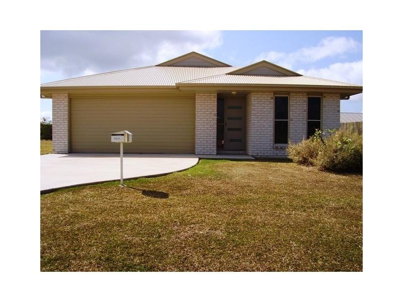35 Banksia Avenue, Tin Can Bay QLD 4580