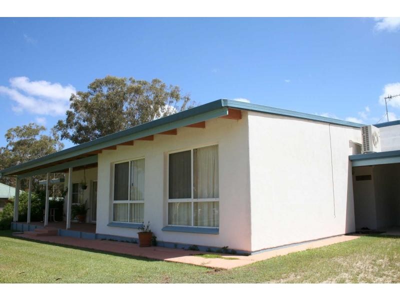 12 Waratah Drive, Cooloola Cove QLD 4580