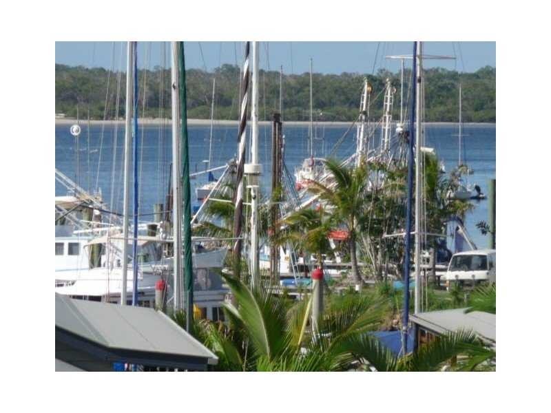 7 Oyster Parade, Tin Can Bay QLD 4580