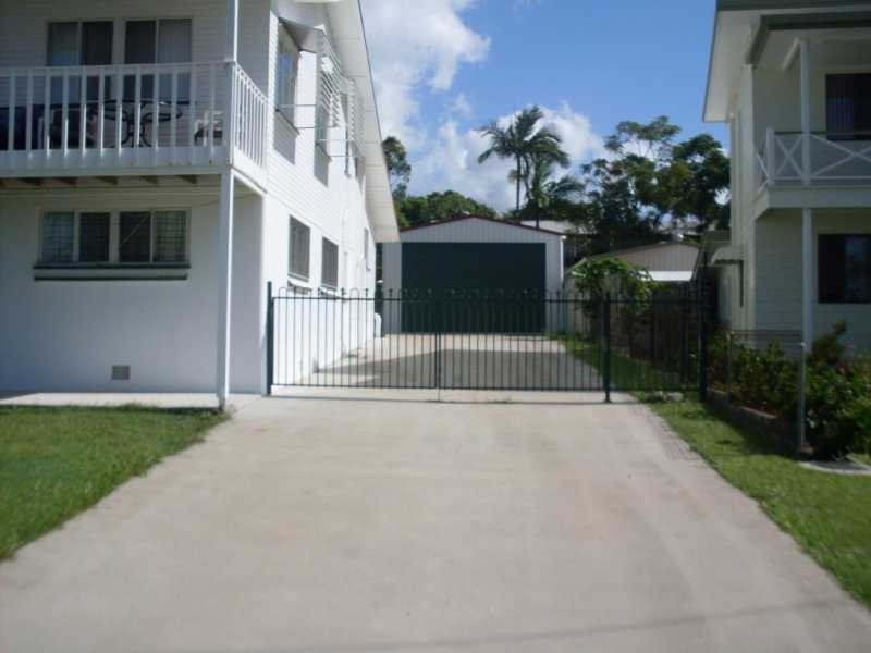 8 Oyster Parade, Tin Can Bay QLD 4580