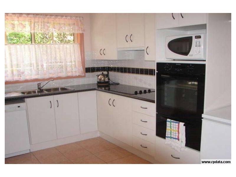 4 Dreadnought Avenue, Cooloola Cove QLD 4580