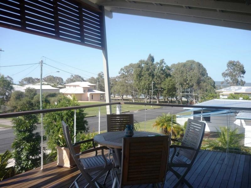 2/27 Gympie Road, Tin Can Bay QLD 4580