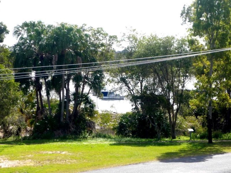 19 Oyster Parade, Tin Can Bay QLD 4580