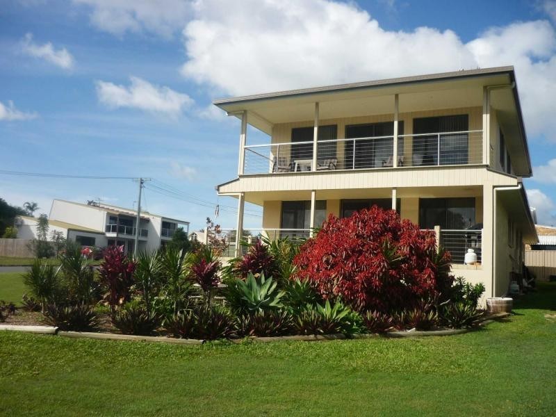 19 Oyster Parade, Tin Can Bay QLD 4580