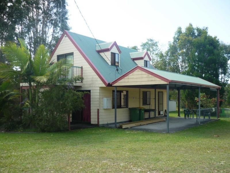 23 Dolphin Avenue, Tin Can Bay QLD 4580