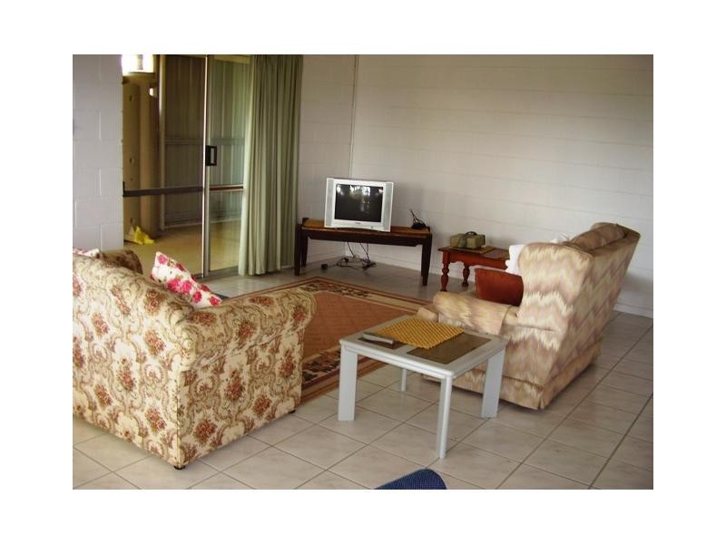33 Drummer Street, Tin Can Bay QLD 4580