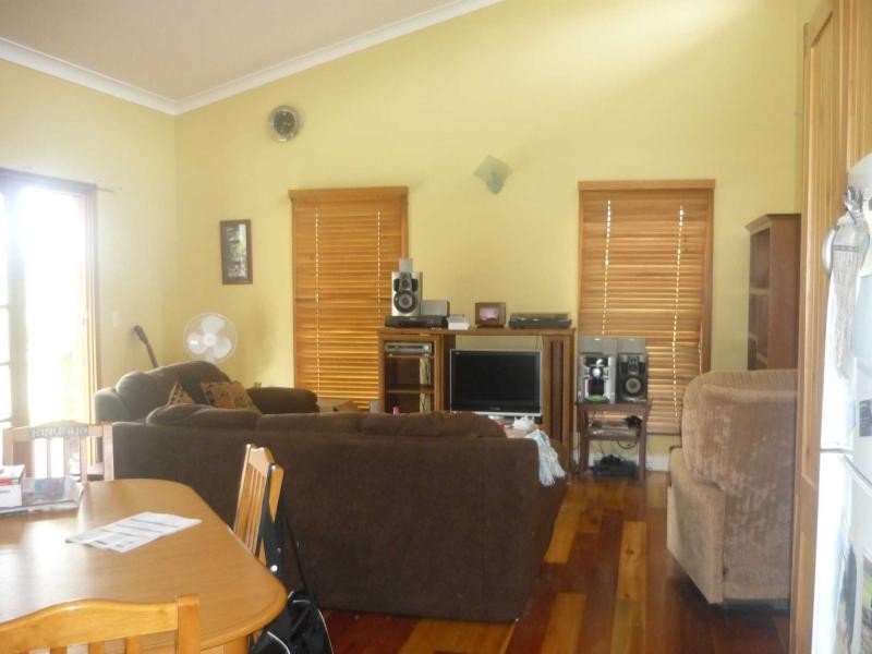 3 Challenger Court, Cooloola Cove QLD 4580