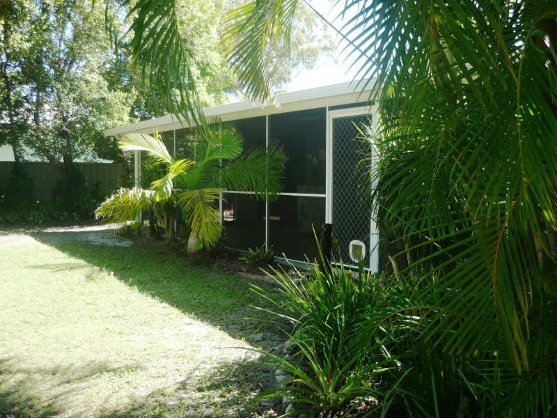 6 Doric Court, Cooloola Cove QLD 4580