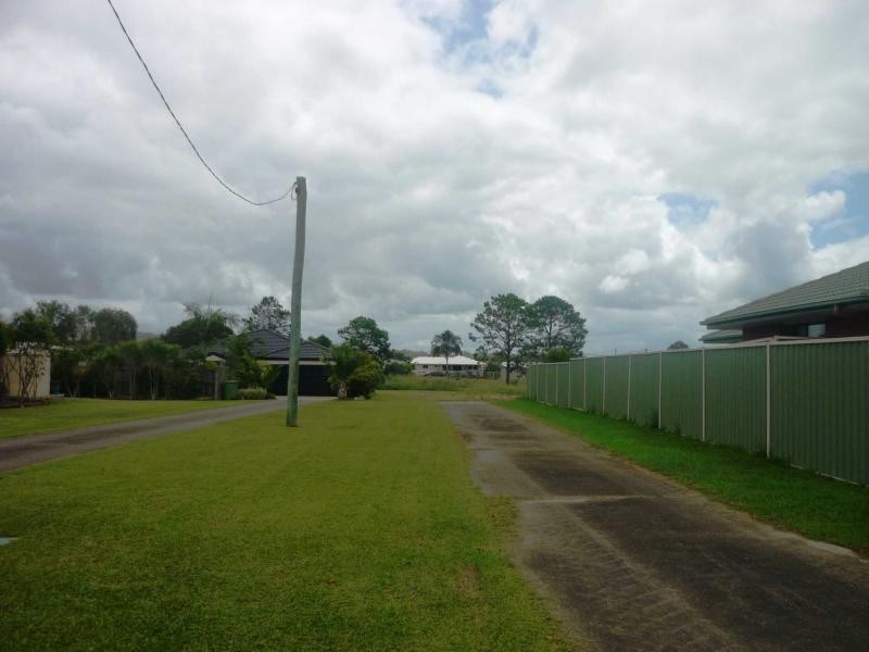 25 Canberra Avenue, Cooloola Cove QLD 4580