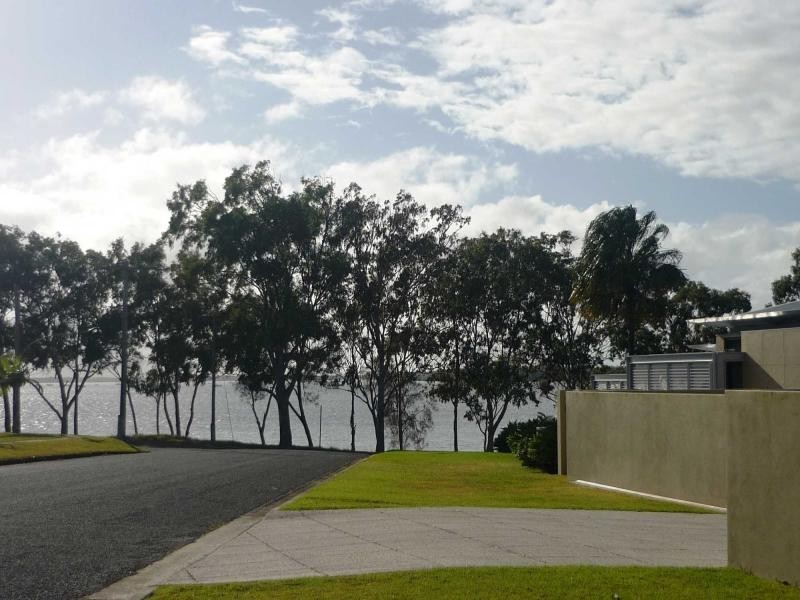 22 Whiting Street, Tin Can Bay QLD 4580