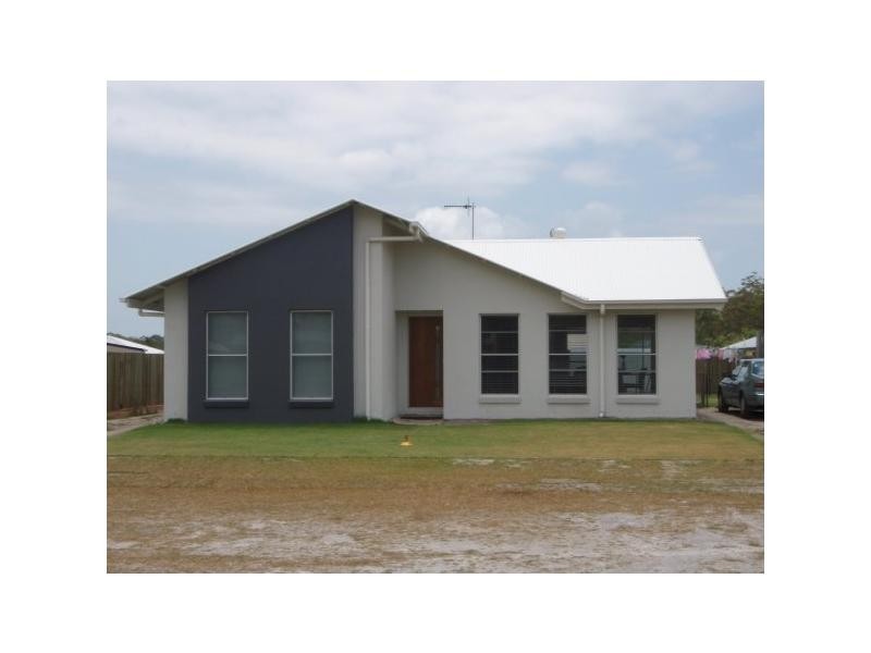 64 Fyshburn Drive, Cooloola Cove QLD 4580