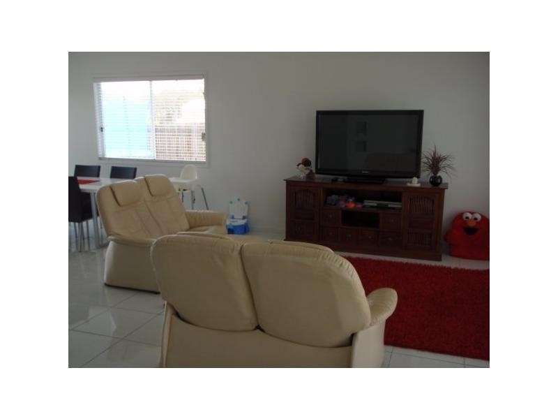 64 Fyshburn Drive, Cooloola Cove QLD 4580