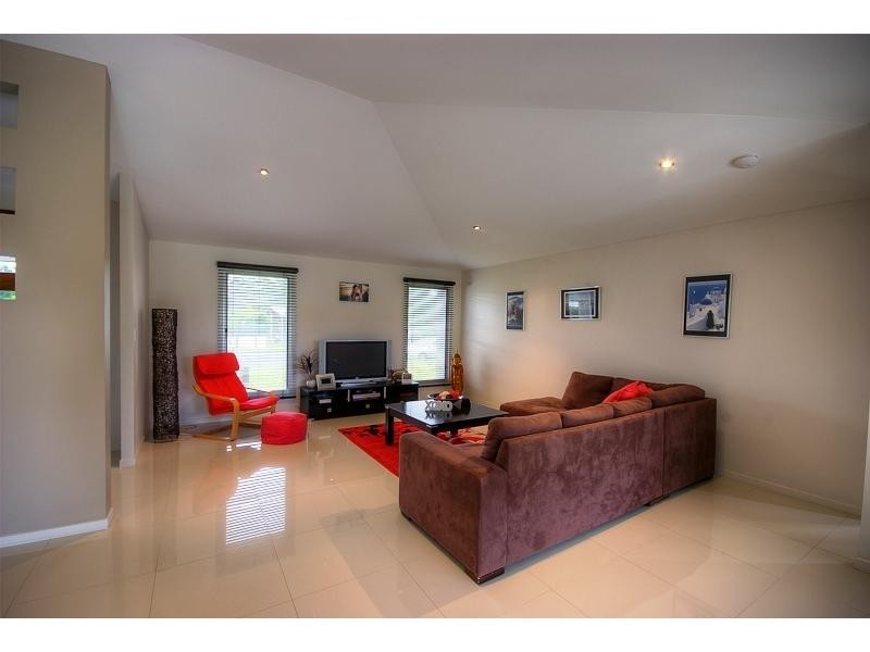 50 Golden Hind Avenue, Cooloola Cove QLD 4580