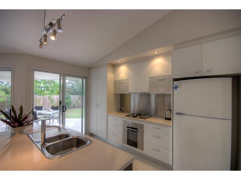 50 Golden Hind Avenue, Cooloola Cove QLD 4580