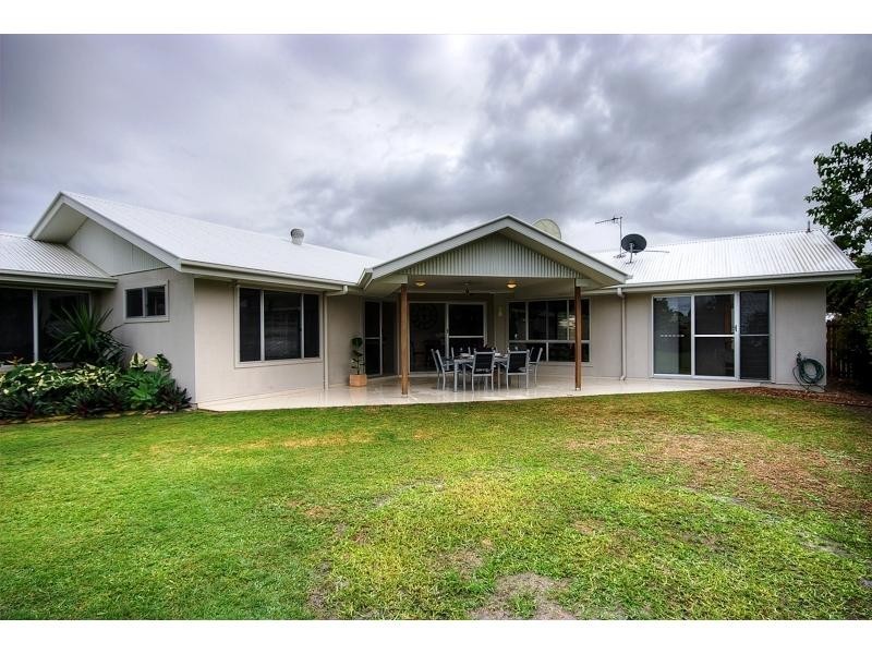50 Golden Hind Avenue, Cooloola Cove QLD 4580