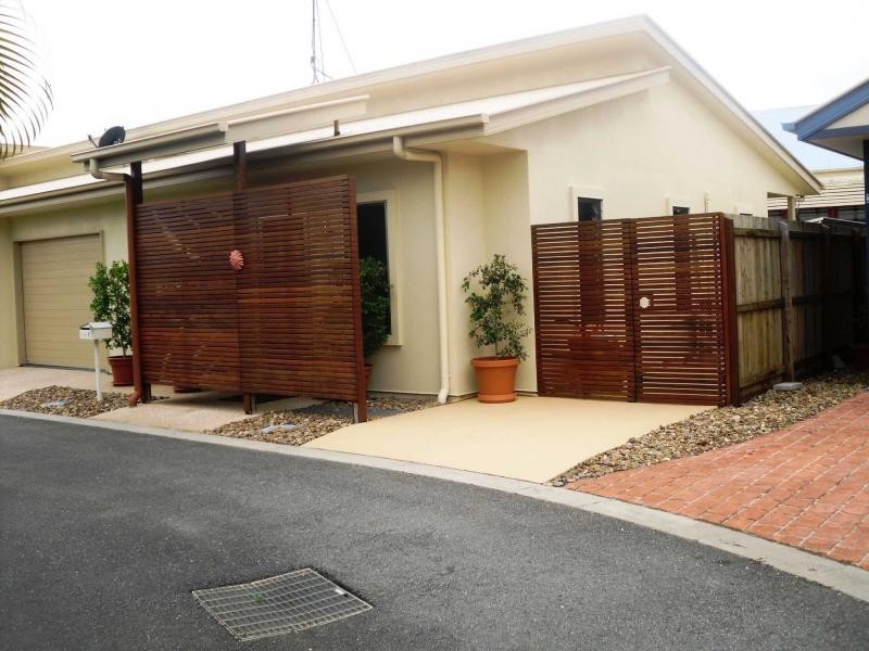 Villa 2/20 Gympie Road, Tuncunba, Tin Can Bay QLD 4580