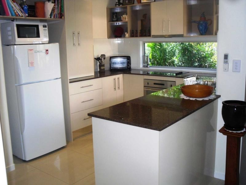 Villa 2/20 Gympie Road, Tuncunba, Tin Can Bay QLD 4580