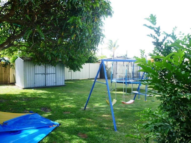 102 Gympie Road, Tin Can Bay QLD 4580