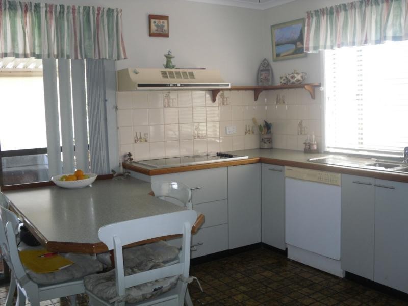 78 Gympie Road, Tin Can Bay QLD 4580