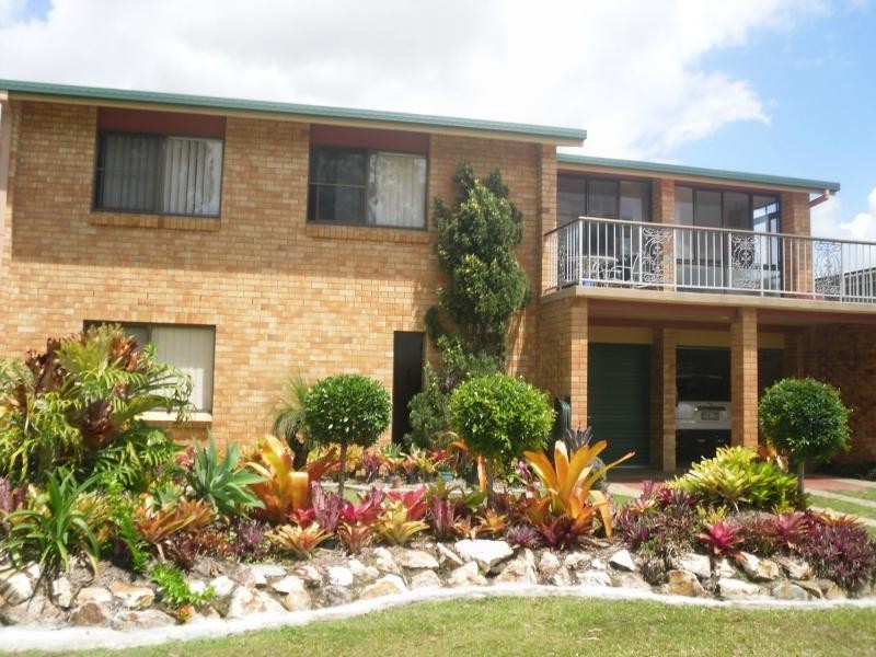 78 Gympie Road, Tin Can Bay QLD 4580
