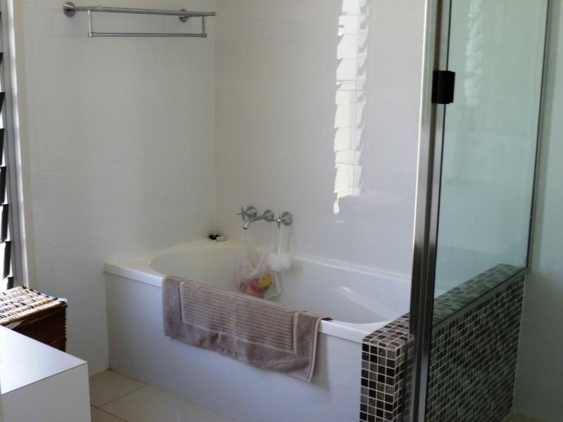 50 Golden Hind Avenue, Cooloola Cove QLD 4580