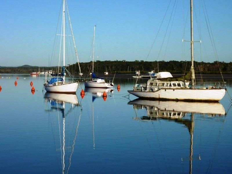 15 Esplanade, Tin Can Bay QLD 4580