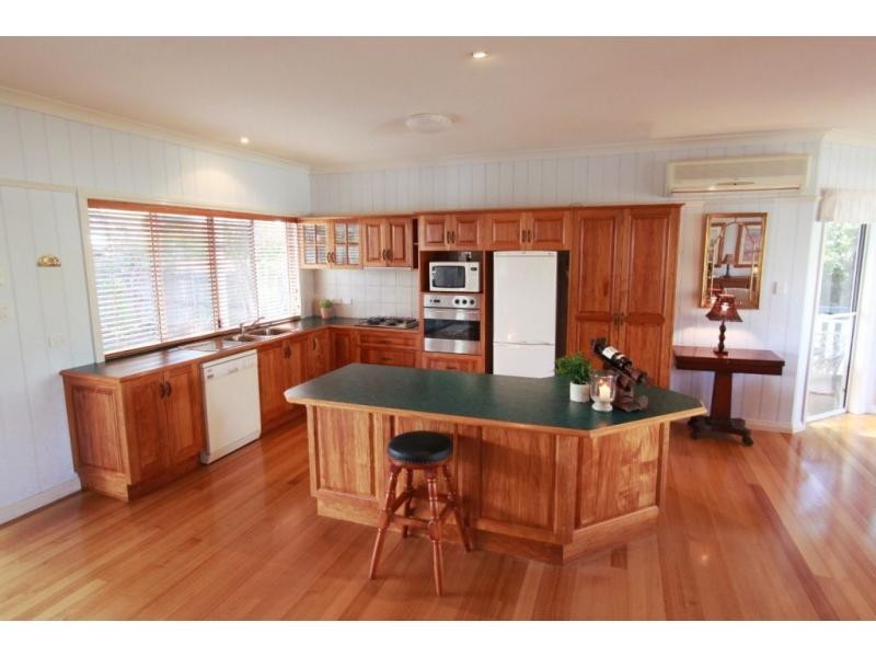 4 Kingfisher Court, Tin Can Bay QLD 4580