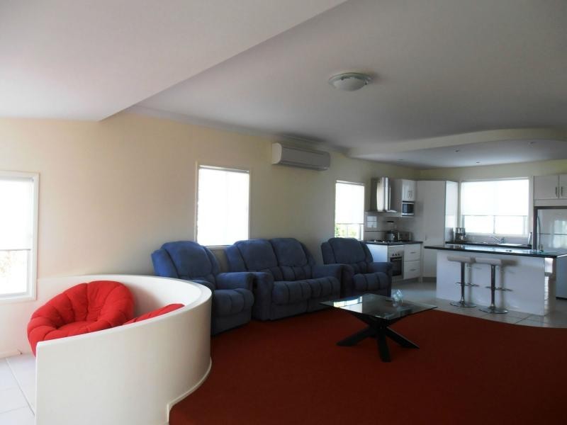 9 Whiting Street, Tin Can Bay QLD 4580