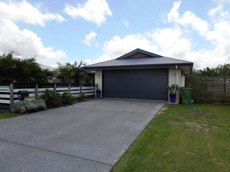 21 Kanimbla Avenue, Cooloola Cove QLD 4580