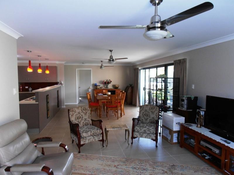 19 Tarwhine Street, Tin Can Bay QLD 4580
