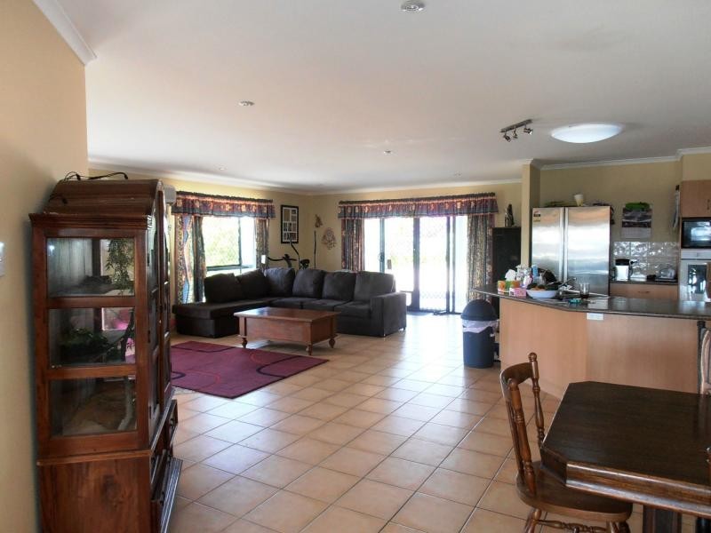 32 Canberra Avenue, Cooloola Cove, Cooloola Cove QLD 4580