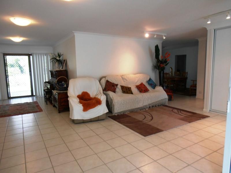 17 Mallett Street, Tin Can Bay QLD 4580