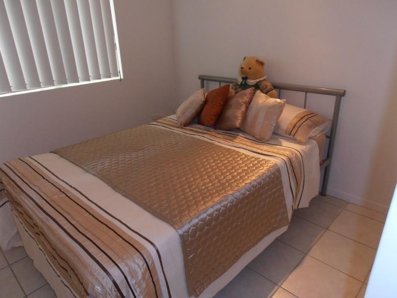 17 Mallett Street, Tin Can Bay QLD 4580