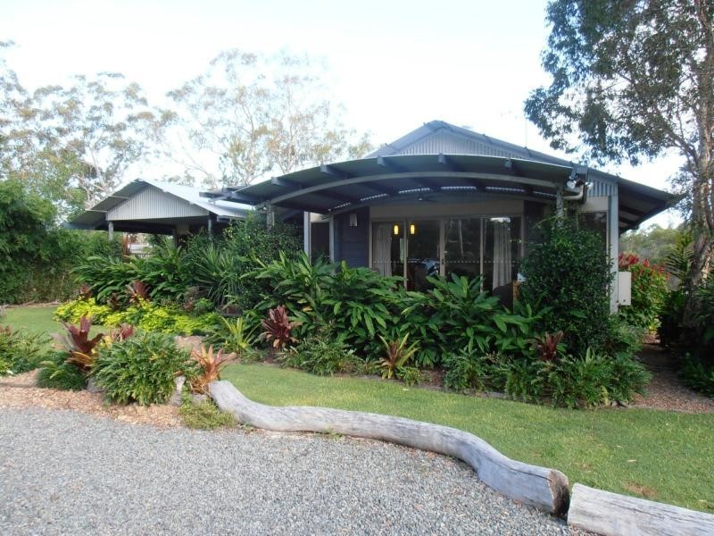 6 Mayflower Court, Cooloola Cove QLD 4580