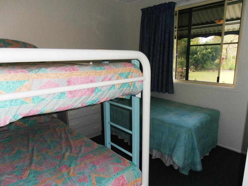 27 Queen Elizabeth Drive, Cooloola Cove QLD 4580