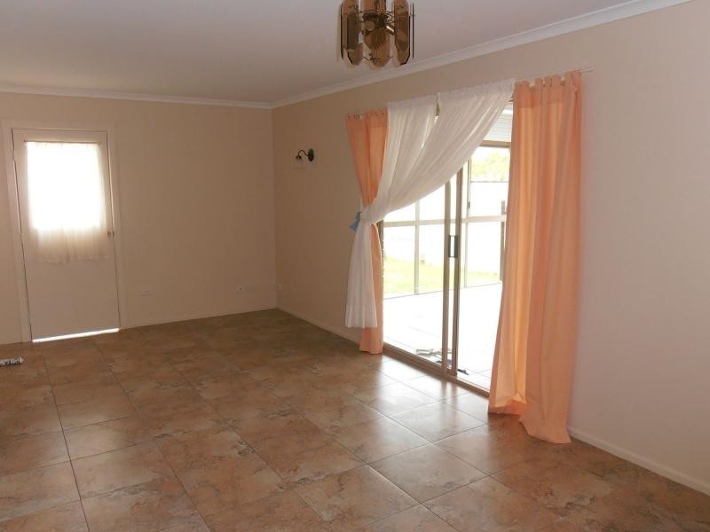 22 Aquitania Avenue, Cooloola Cove QLD 4580