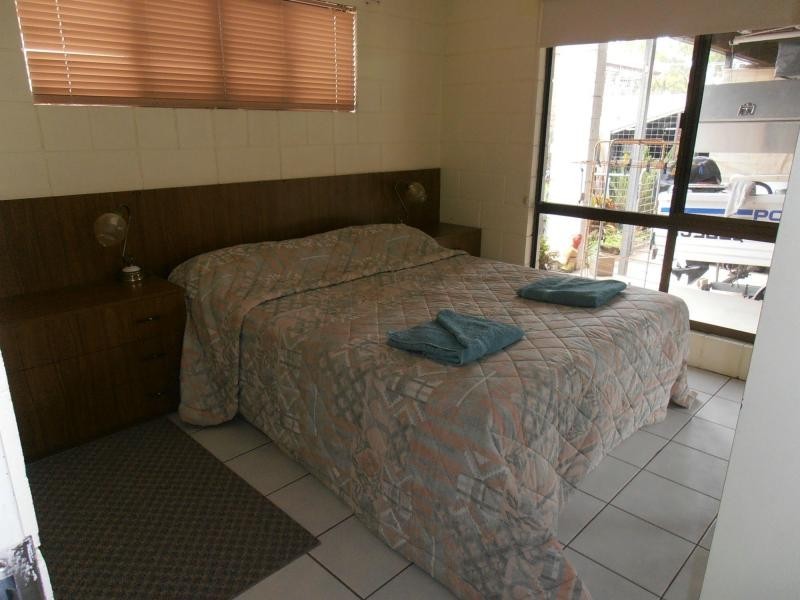 8 Esplanade, Tin Can Bay QLD 4580