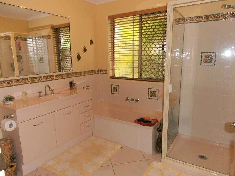 7 Kingfisher Court, Tin Can Bay, Tin Can Bay QLD 4580