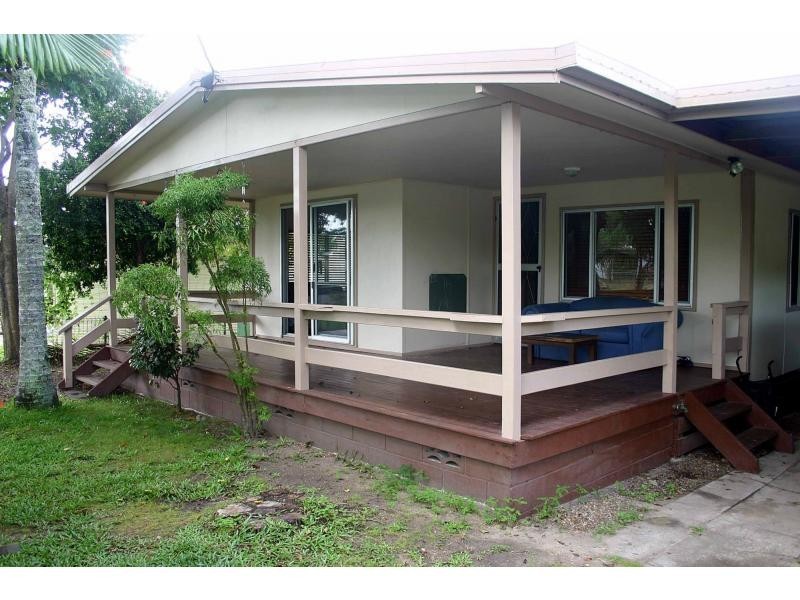 32 Tailor Street, Tin Can Bay QLD 4580