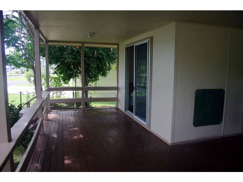 32 Tailor Street, Tin Can Bay QLD 4580