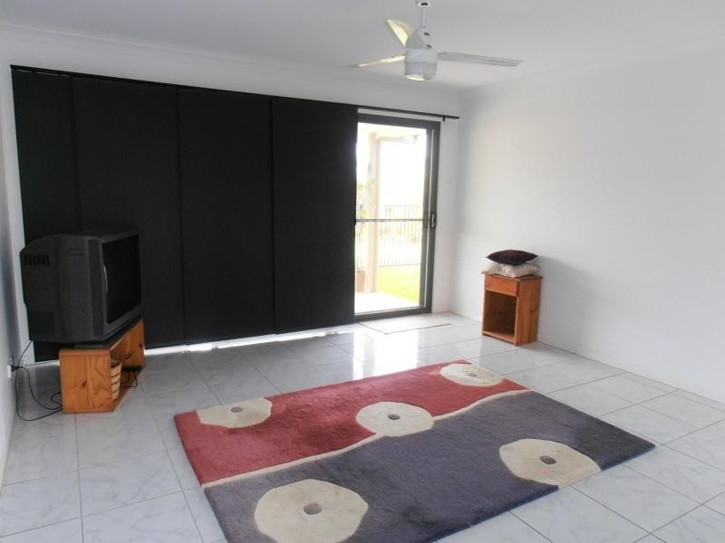 6 Habitat Circuit, Cooloola Cove QLD 4580