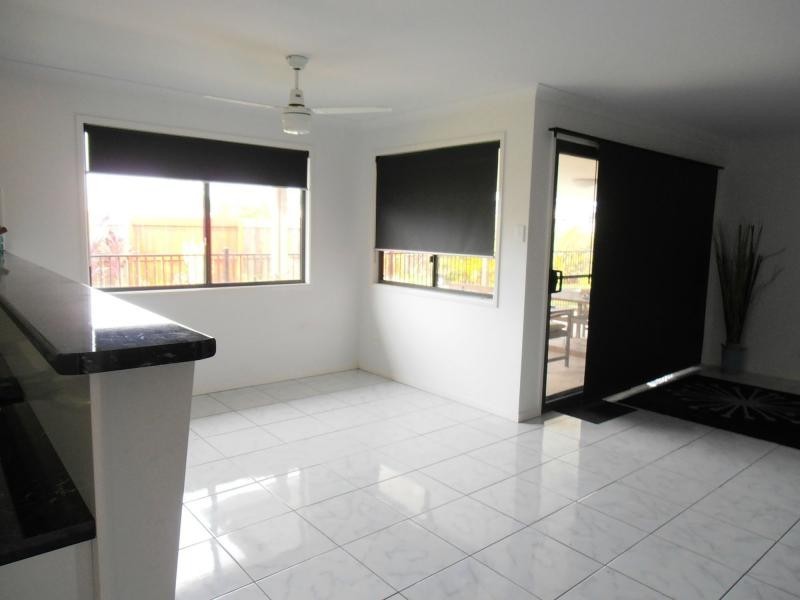 6 Habitat Circuit, Cooloola Cove QLD 4580