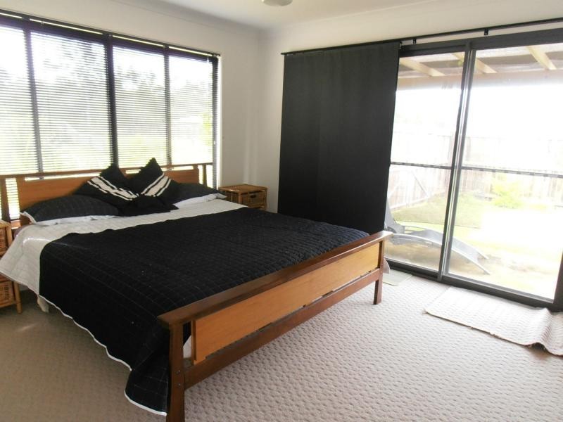 6 Habitat Circuit, Cooloola Cove QLD 4580