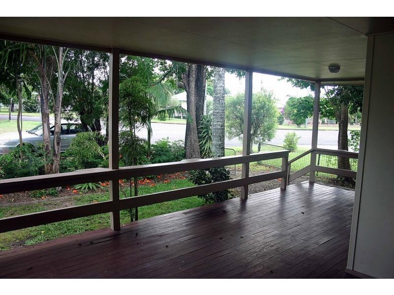 32 Tailor Street, Tin Can Bay QLD 4580